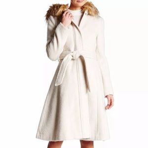 $400 Eliza J Mohair Faux Fur Hooded Coat. Sz 2.